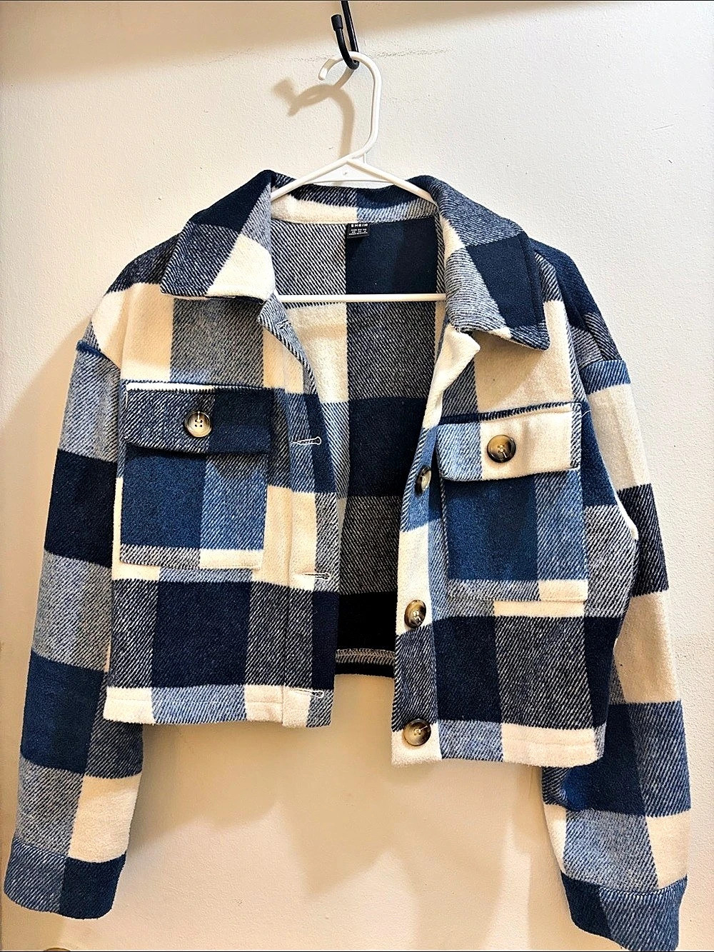 SHEIN Plaid Cropped Jacket in Blue & White
